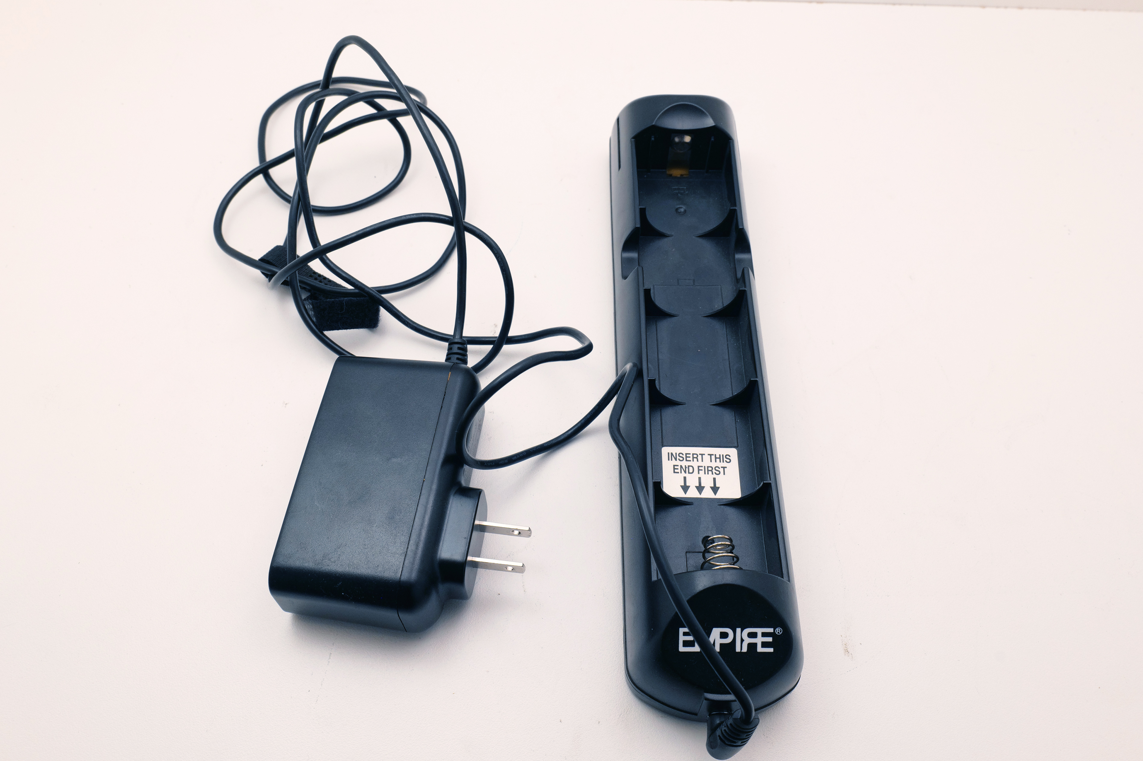 Empire FBC-NCD-4 Charger for Streamlight SL-20 / SL-20X / SL-20XP / SL-20S & Maglite 6V NiCd/NiMH Flashlights