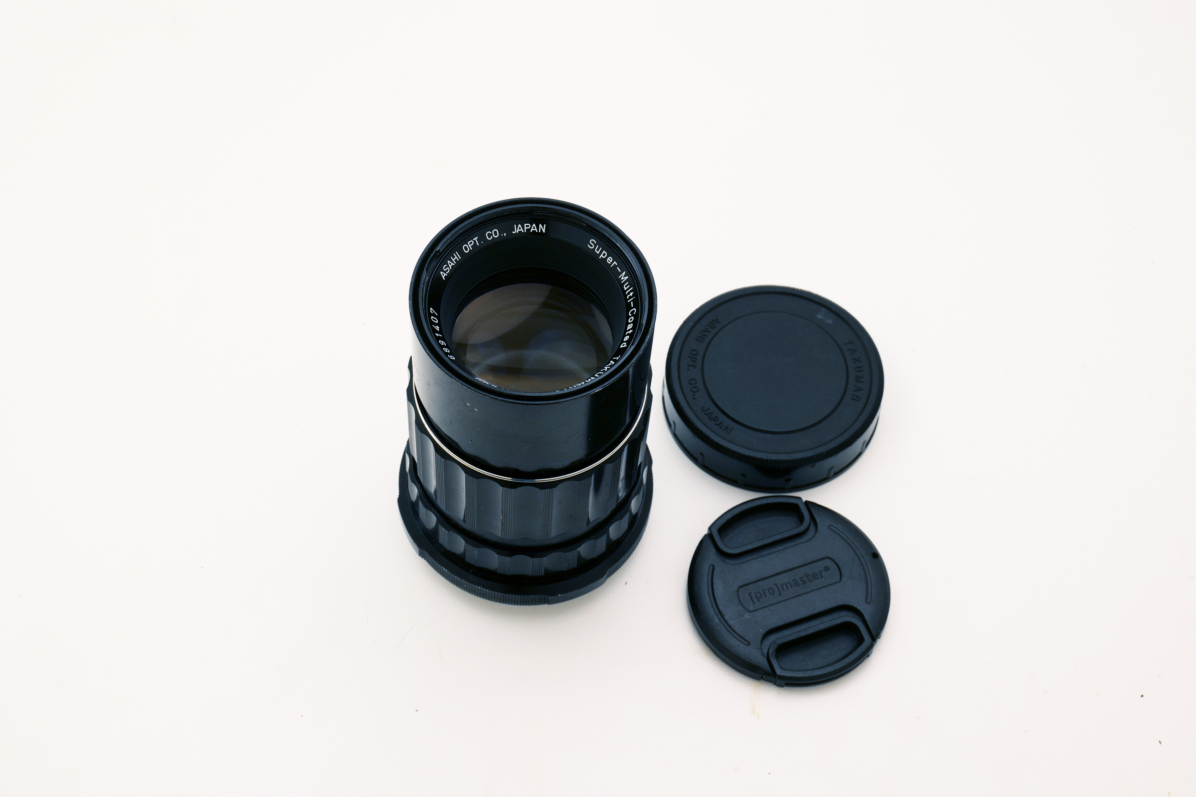 Pentax Super-Multi-Coated Takumar 6x7 200mm f/4 Telephoto Lens