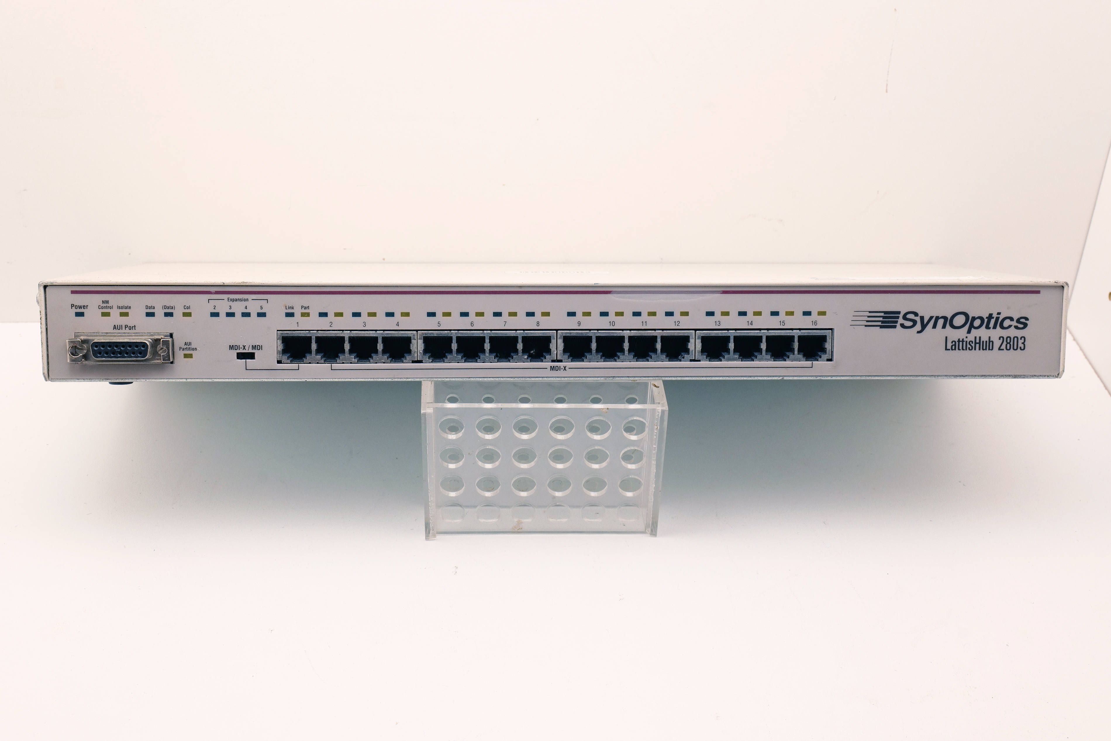 SynOptics LattisHub 2803 16-Port Ethernet Hub