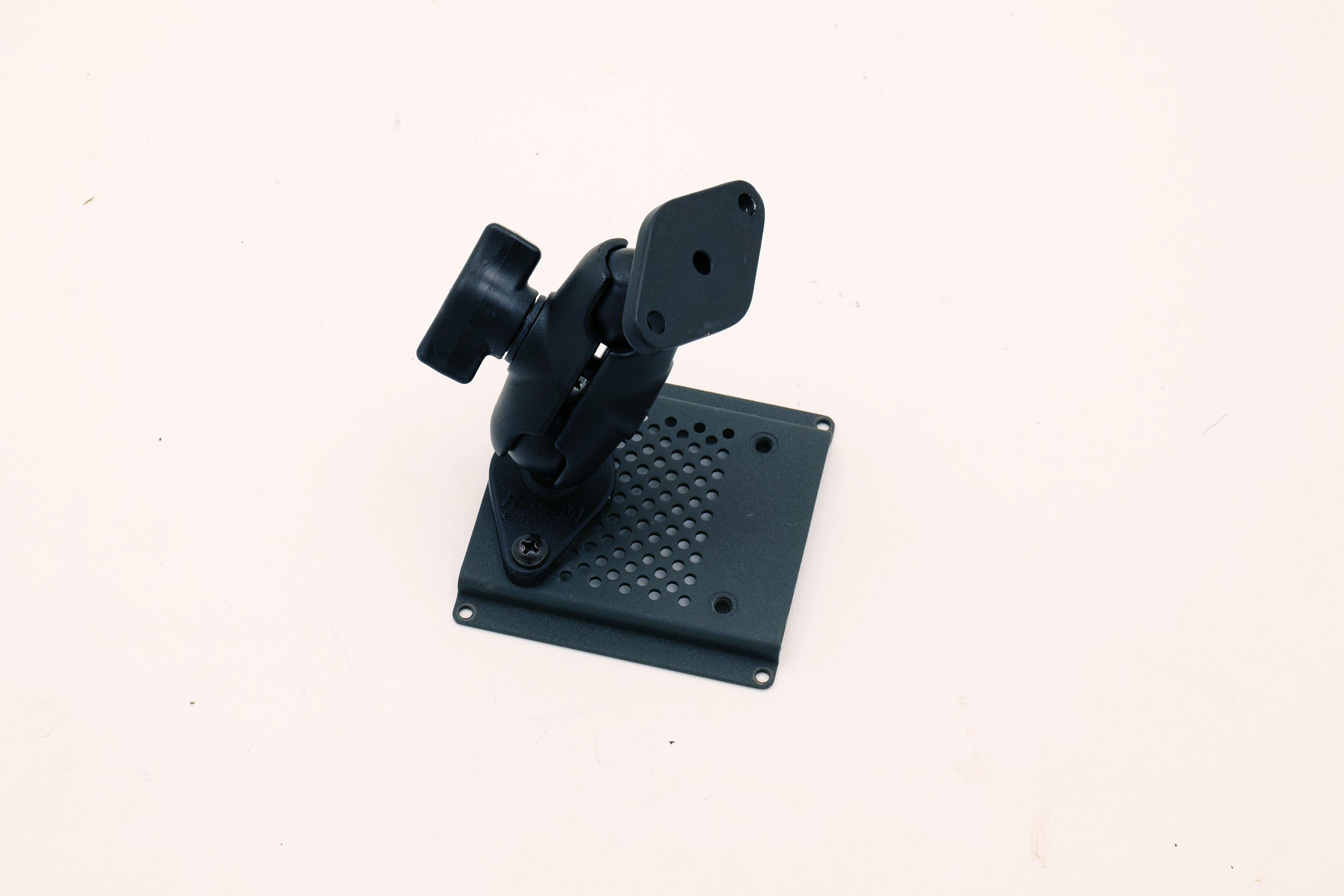 RAM Mounts RAM-B-121-238 Universal Device Mount with Base Plate Used