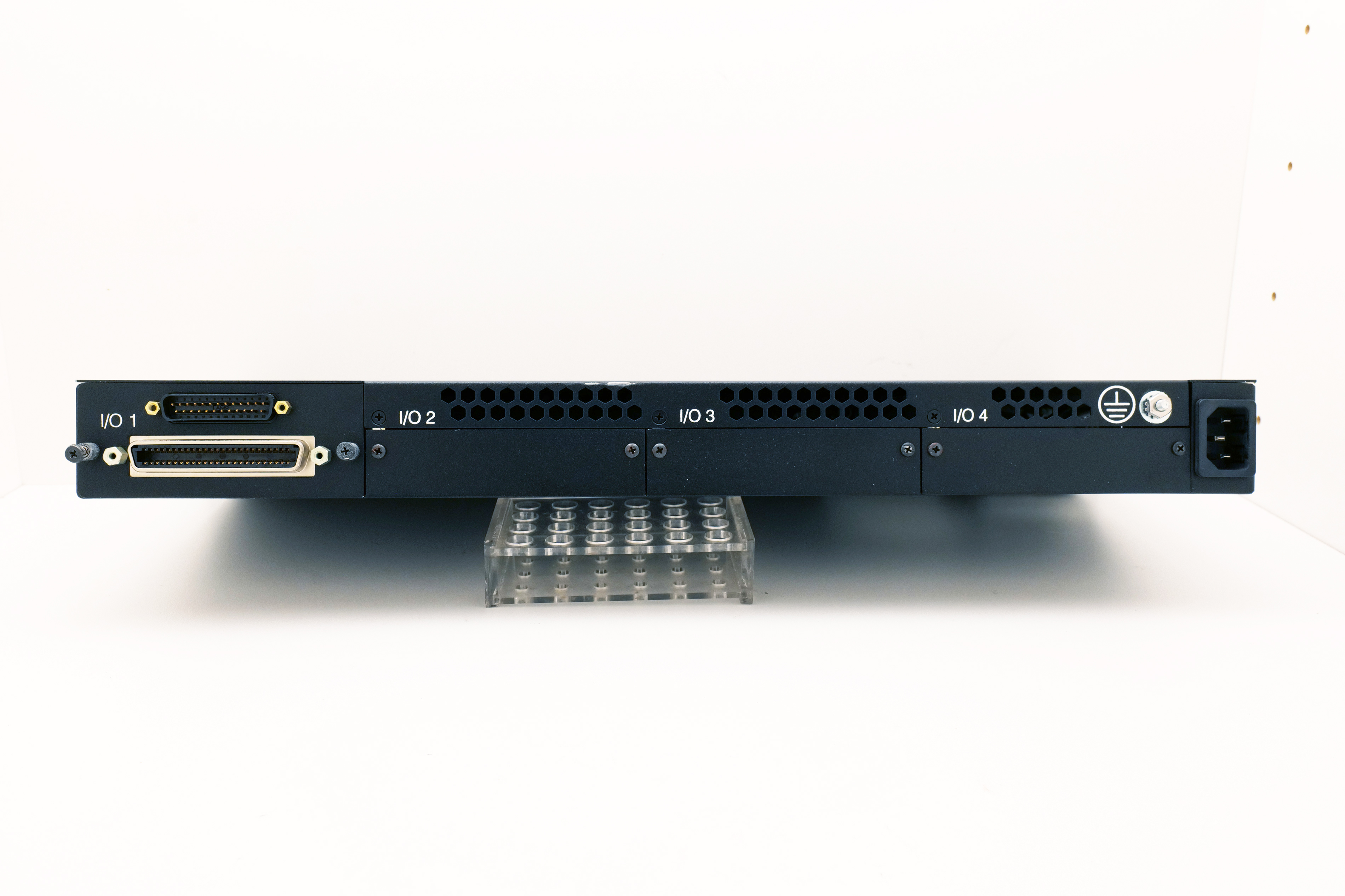 Motorola L3468A I/O Shelf – Used