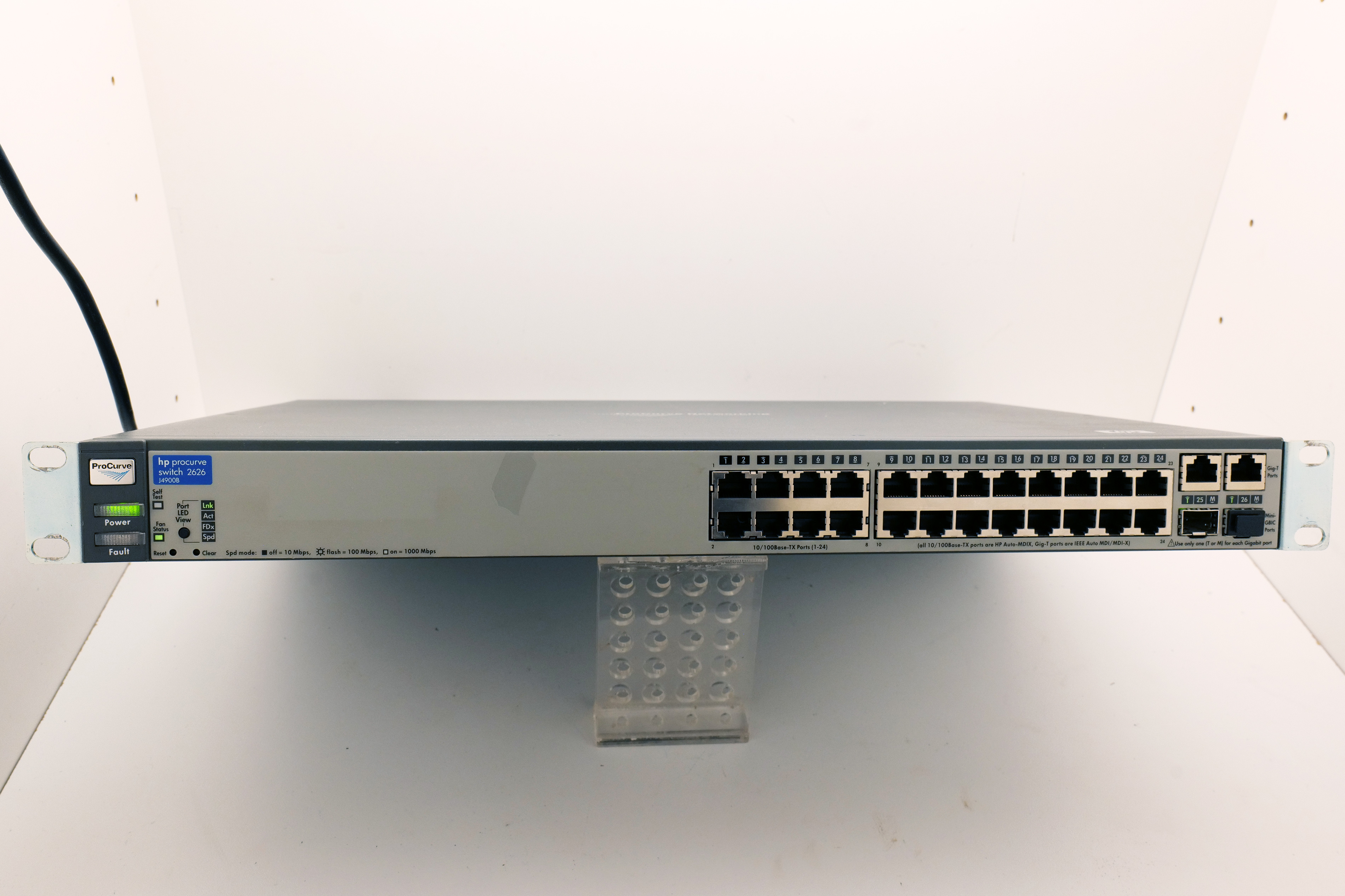HP ProCurve Switch 2626 J4900B Rack-mountable 24-port Used