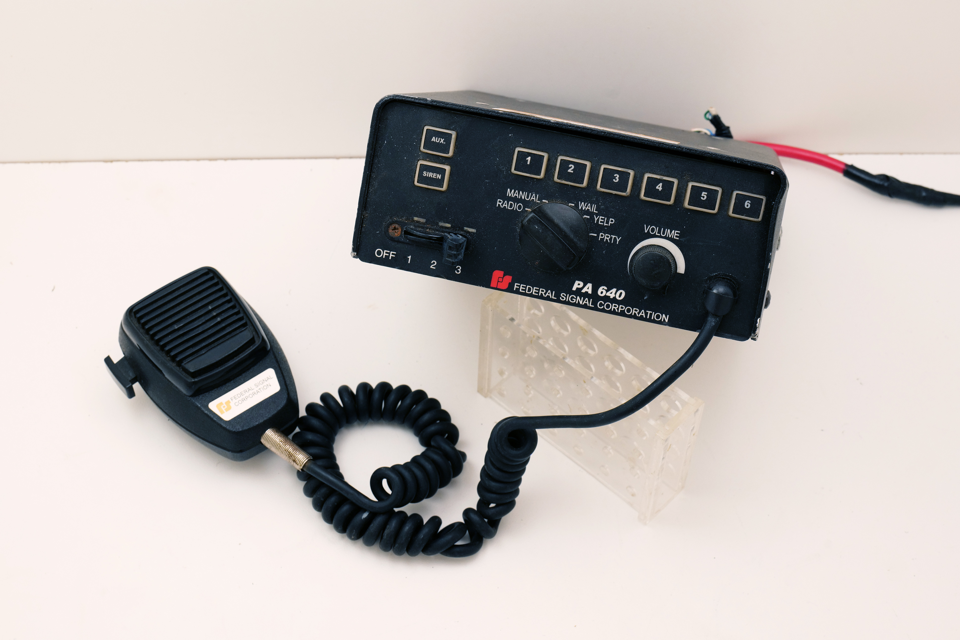 Audio Control Amplifier PA 640 PA System with Microphone – For Parts or Repair