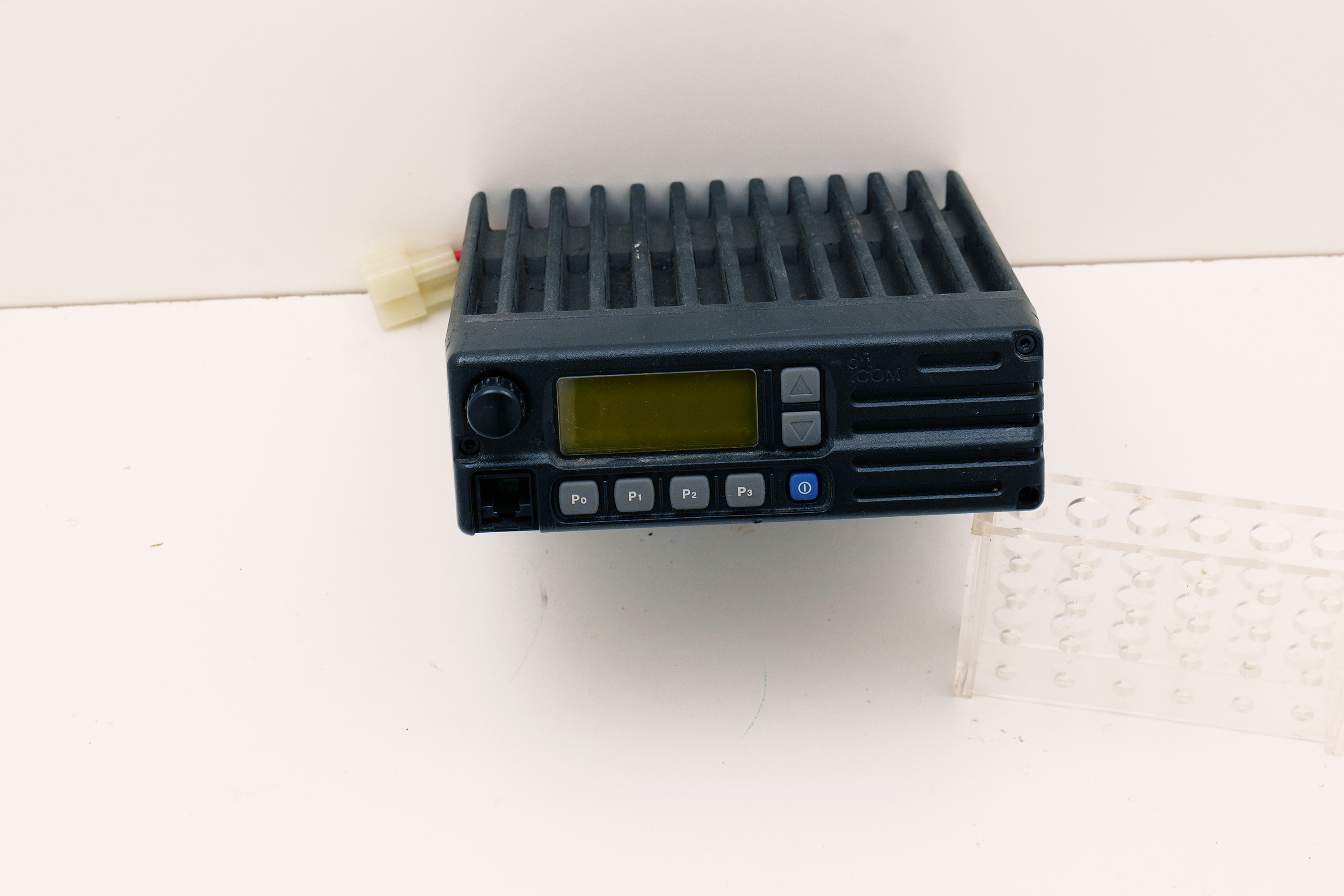 Icom IC-F1020-2 Mobile Radio – For Parts / Not Working