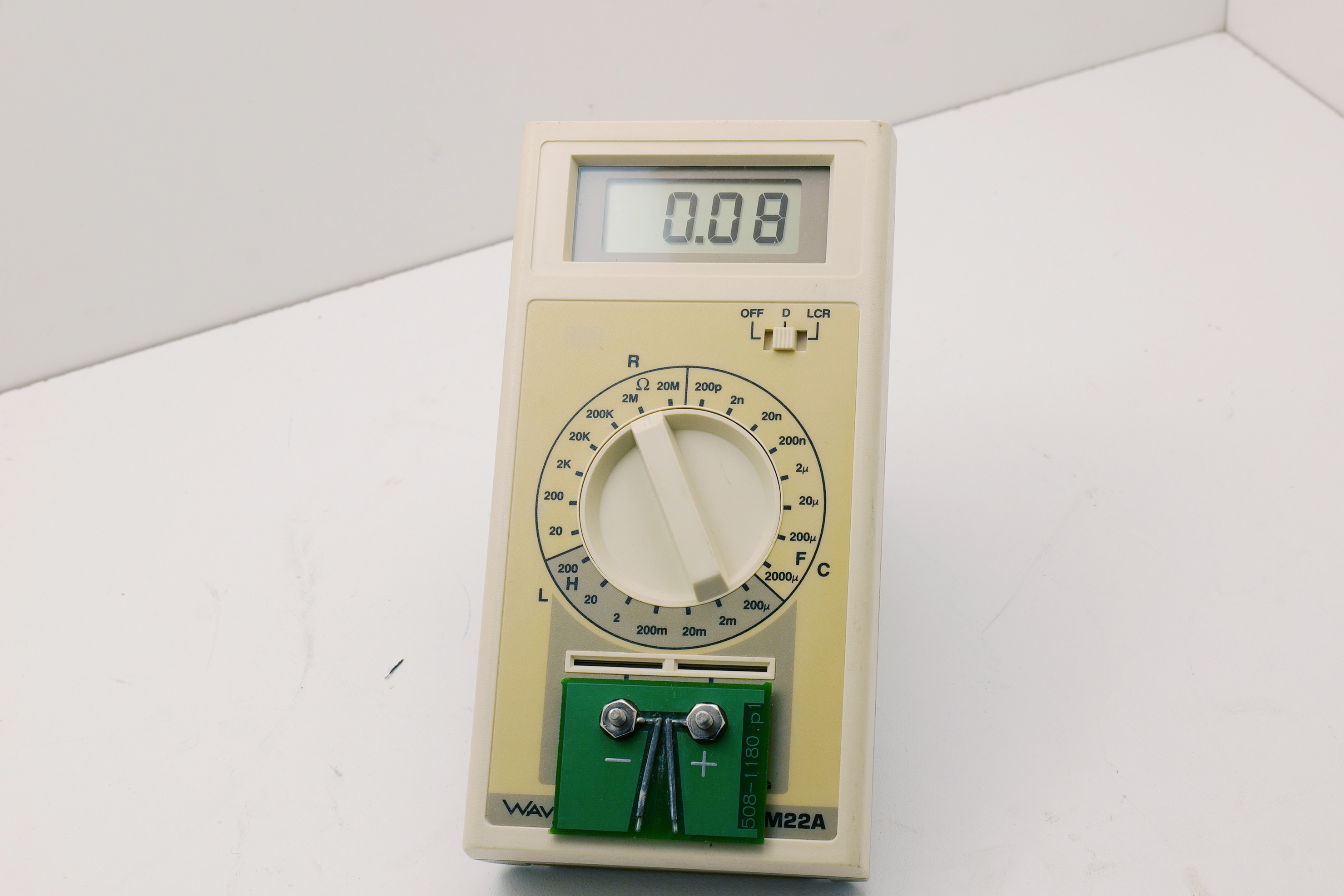 Wavetek LM22A Digital LCR Meter with Component Test Fixture