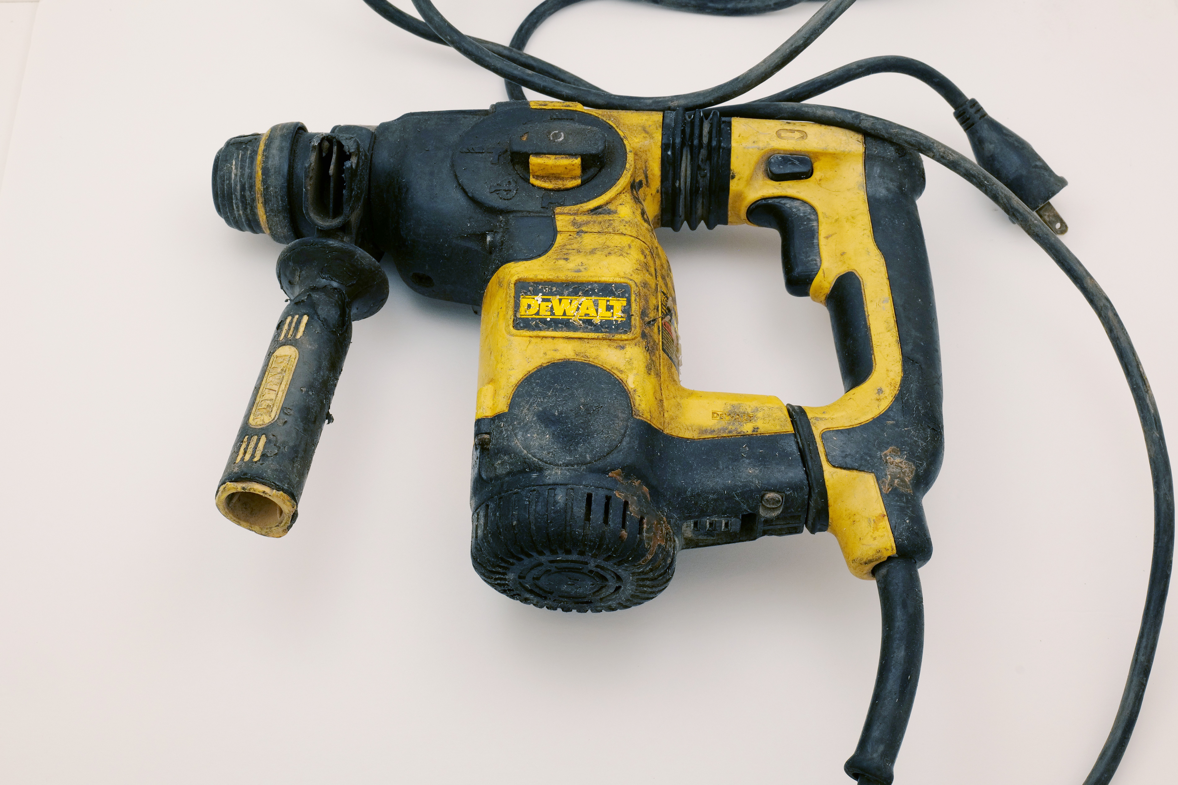 DeWalt D25323 SDS Rotary Hammer Drill 1" – 120V Corded
