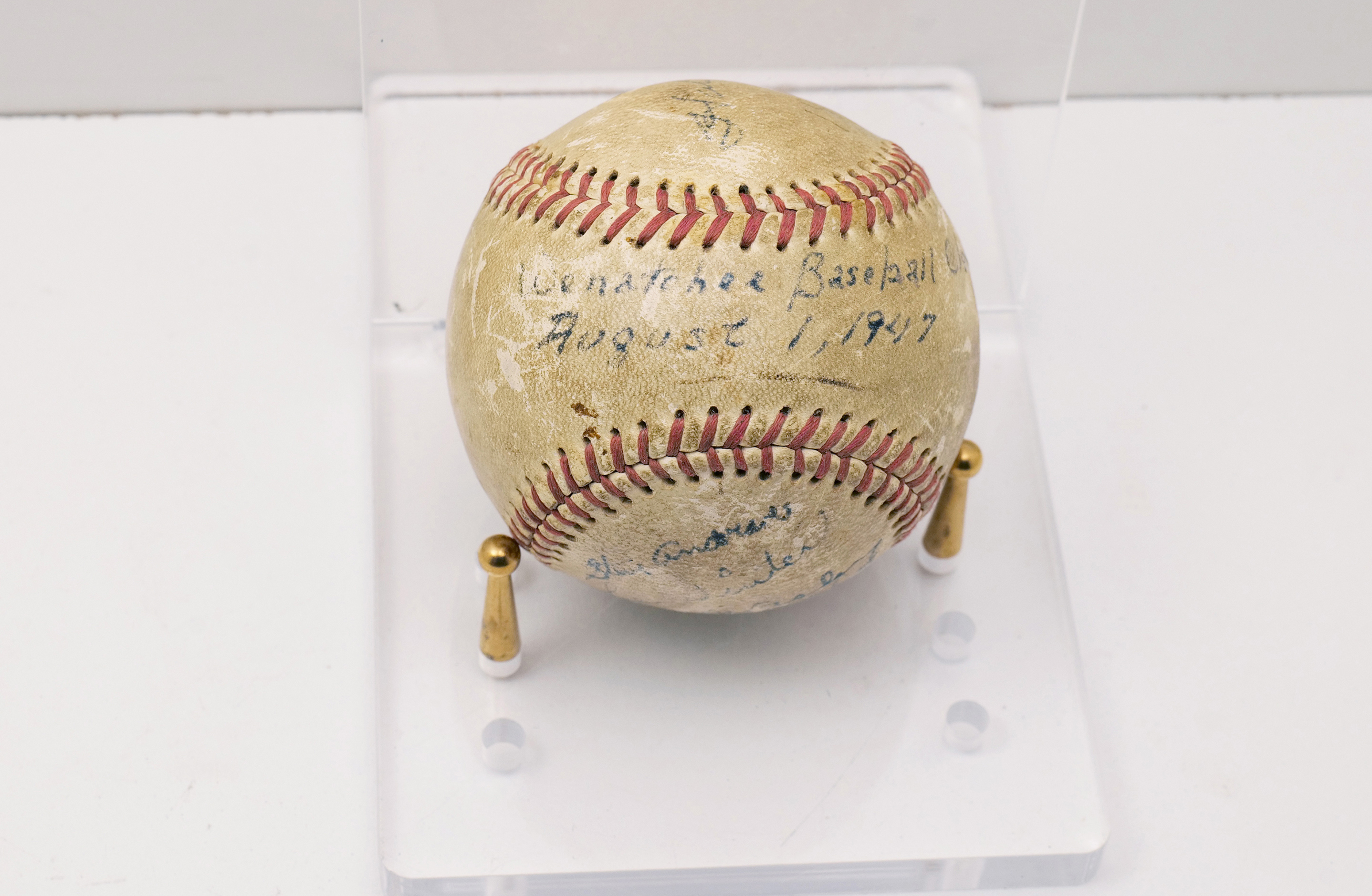 1947 Wenatchee Chiefs Team Signed Baseball Western International League Auto No Stand