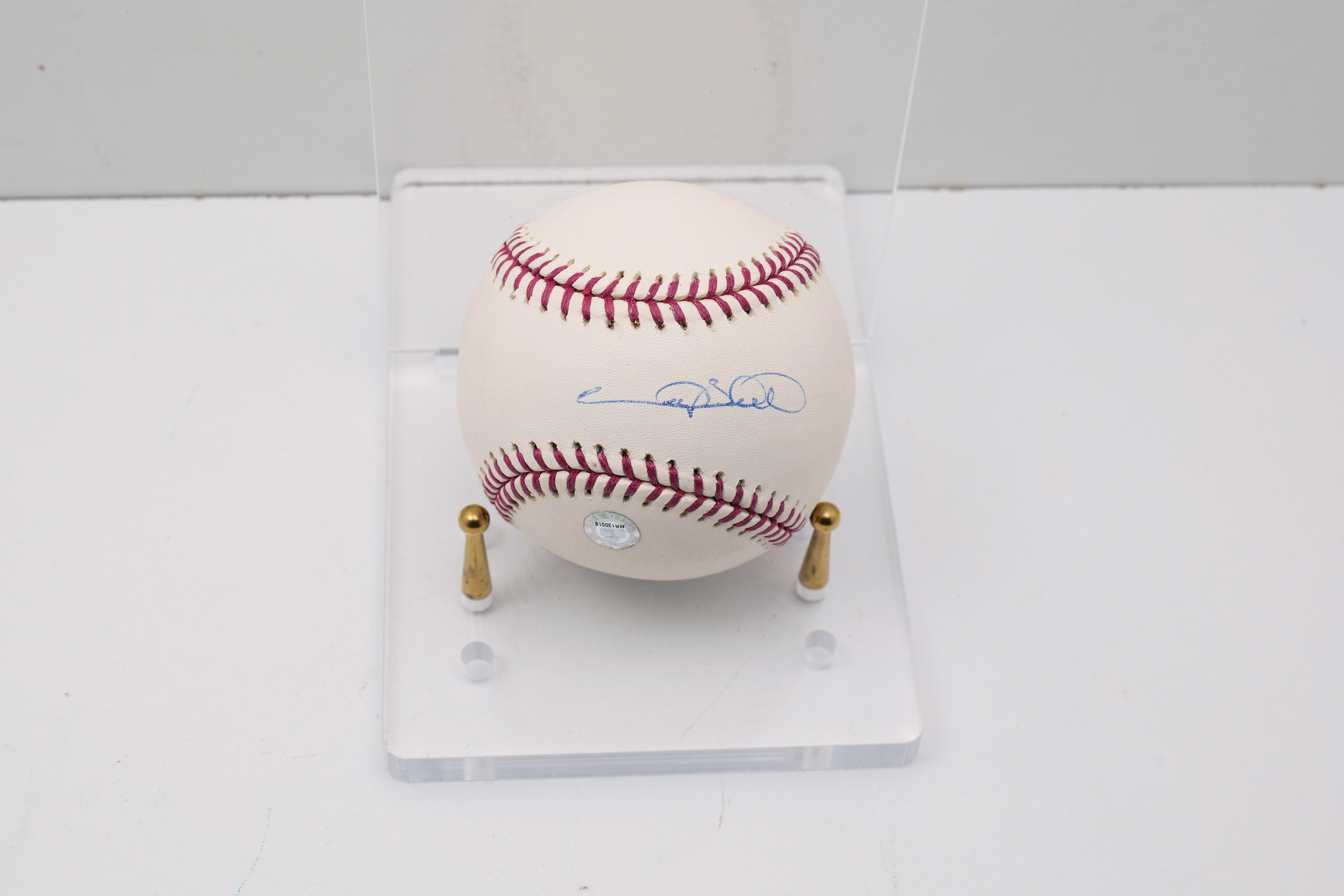 Gary Sheffield Signed OMLB Baseball MLB Authenticated Hologram MR130019