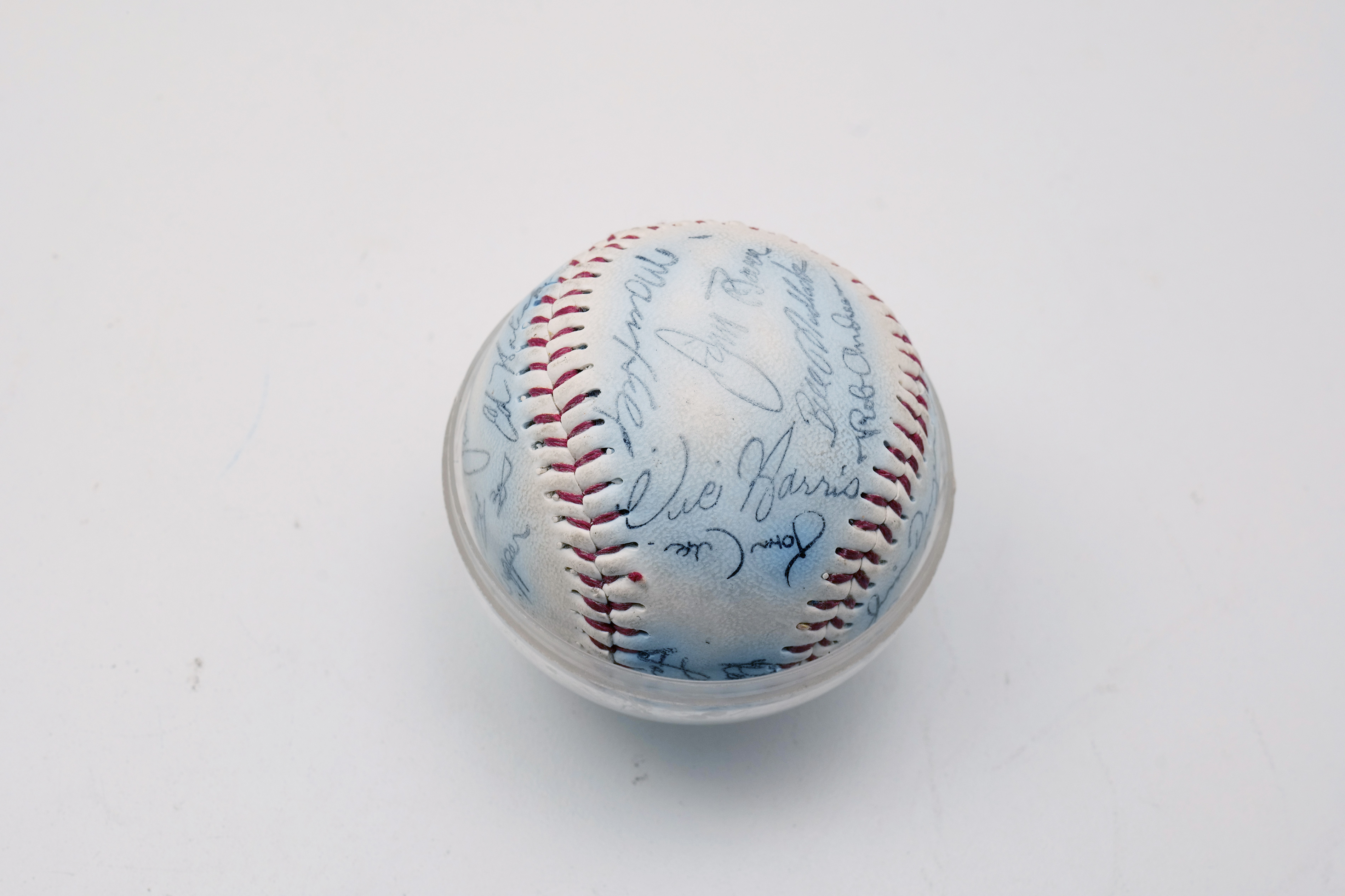 San Francisco Giants Team Signed Baseball 1979-1980 w/ Willie McCovey HOF