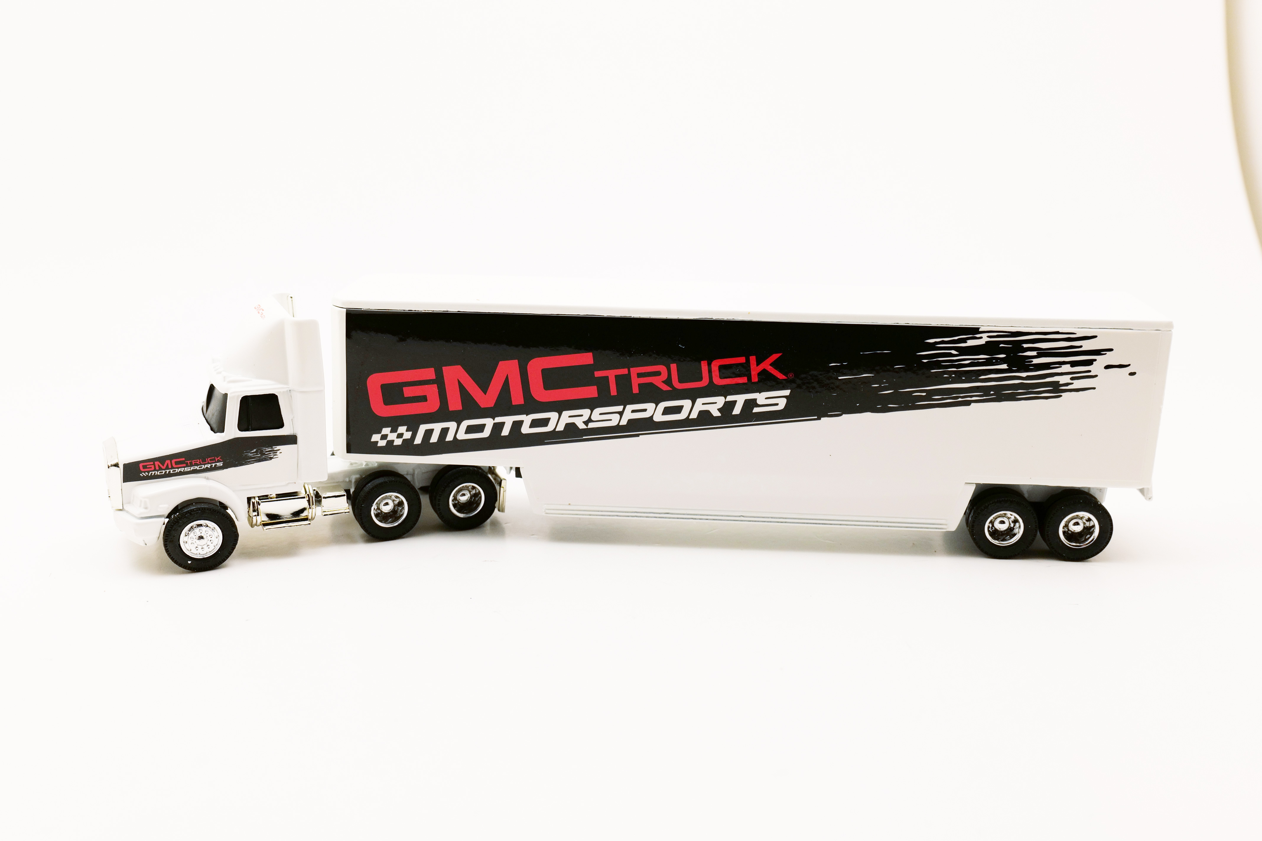 ERTL GMC Truck Motorsports Semi Trailer Die-Cast Model 9395