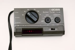 BOSS TU-60 Guitar Tuner Works