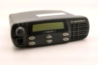 Motorola CDM1250 Mobile Radio AAM25KKD9AA2AN Powers On Locked Unit