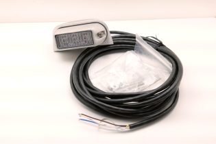 Whelen WPLOW2A Amber Super LED Wing Plow Light 12V Open Box